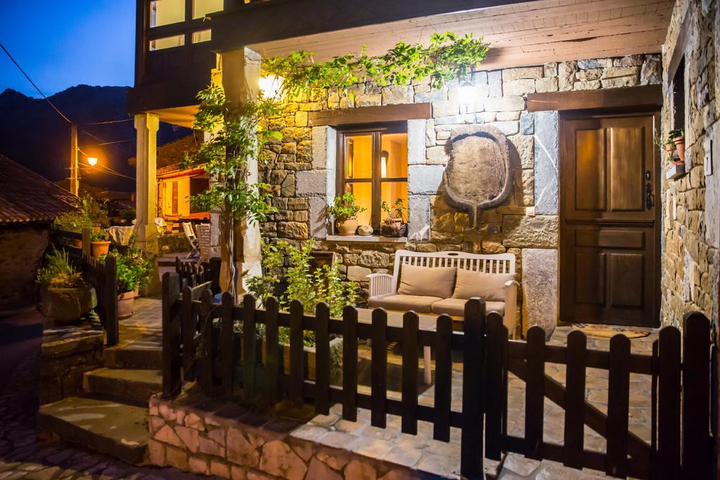 Apartamentos Rurales El Collain De Campiellos Екстер'єр фото